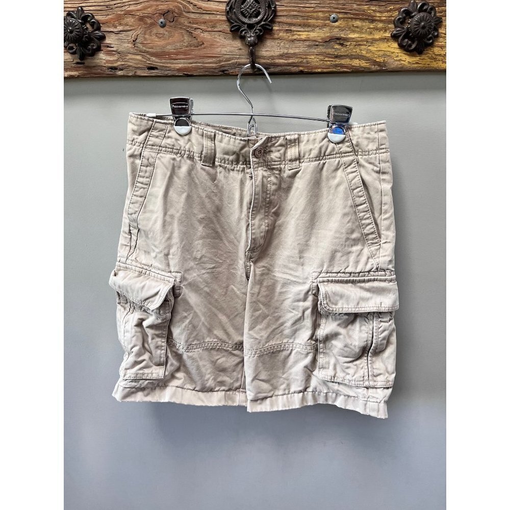 L. L. Bean‎ Khaki Cargo Shorts- Size 31